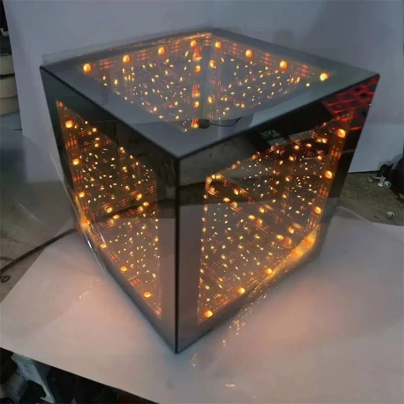 3D Cube Abyss RGB Ambient Desk Light - PlusGamer