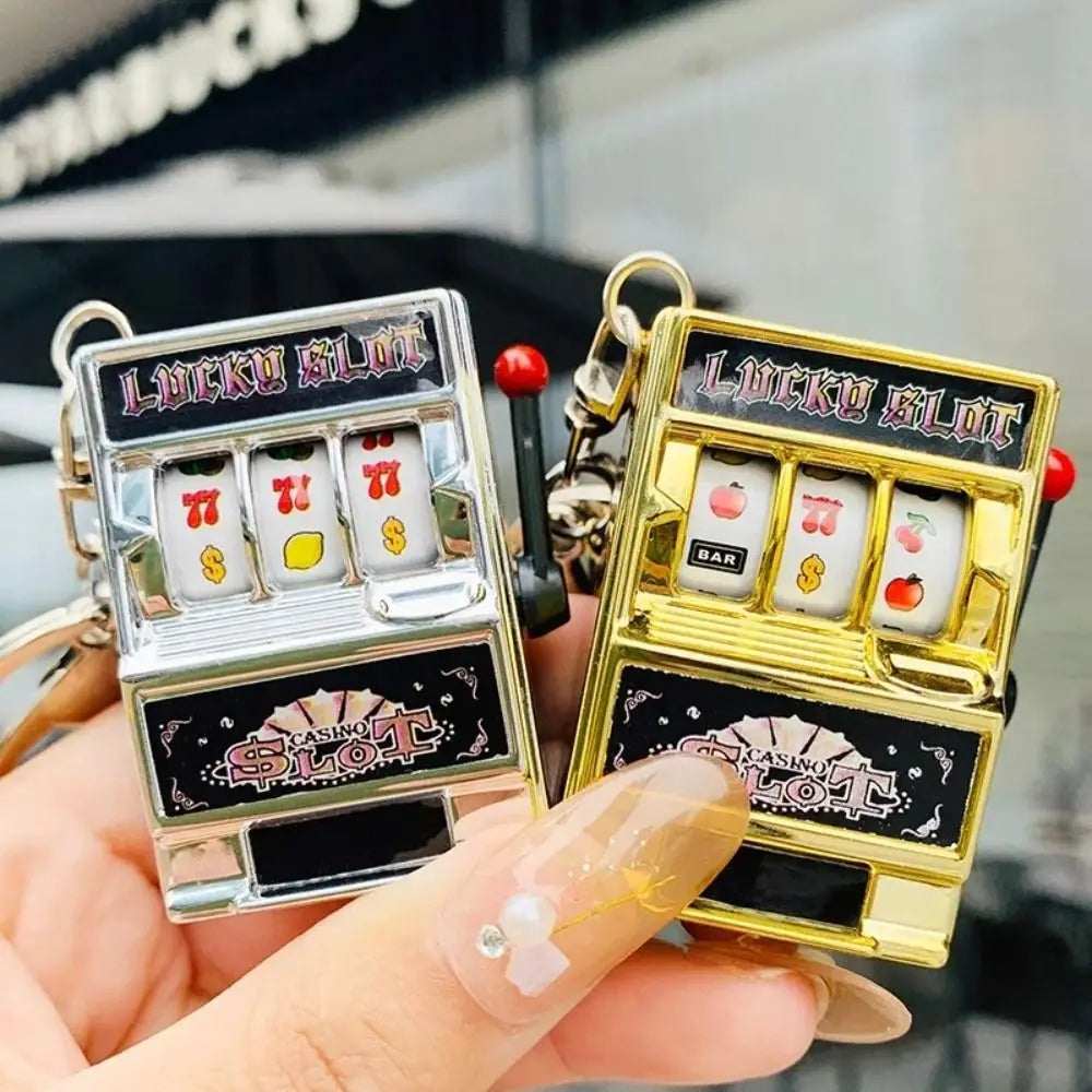Mini Slot Machine Arcade Keychain - PlusGamer